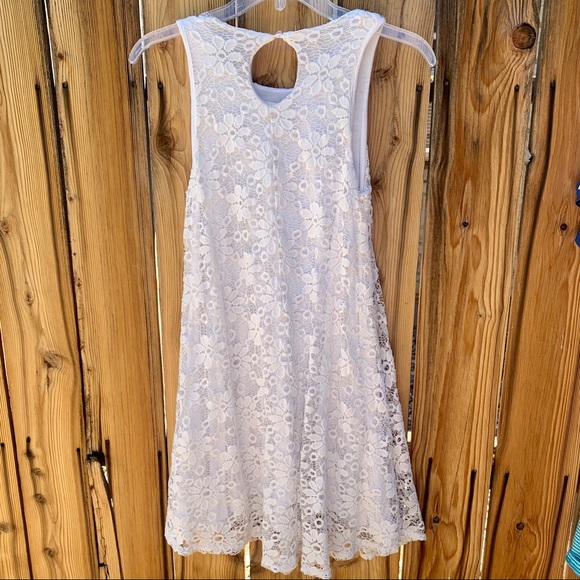 Ginger G White Floral Lace Sleeveless Dress | S - Picture 3 of 5